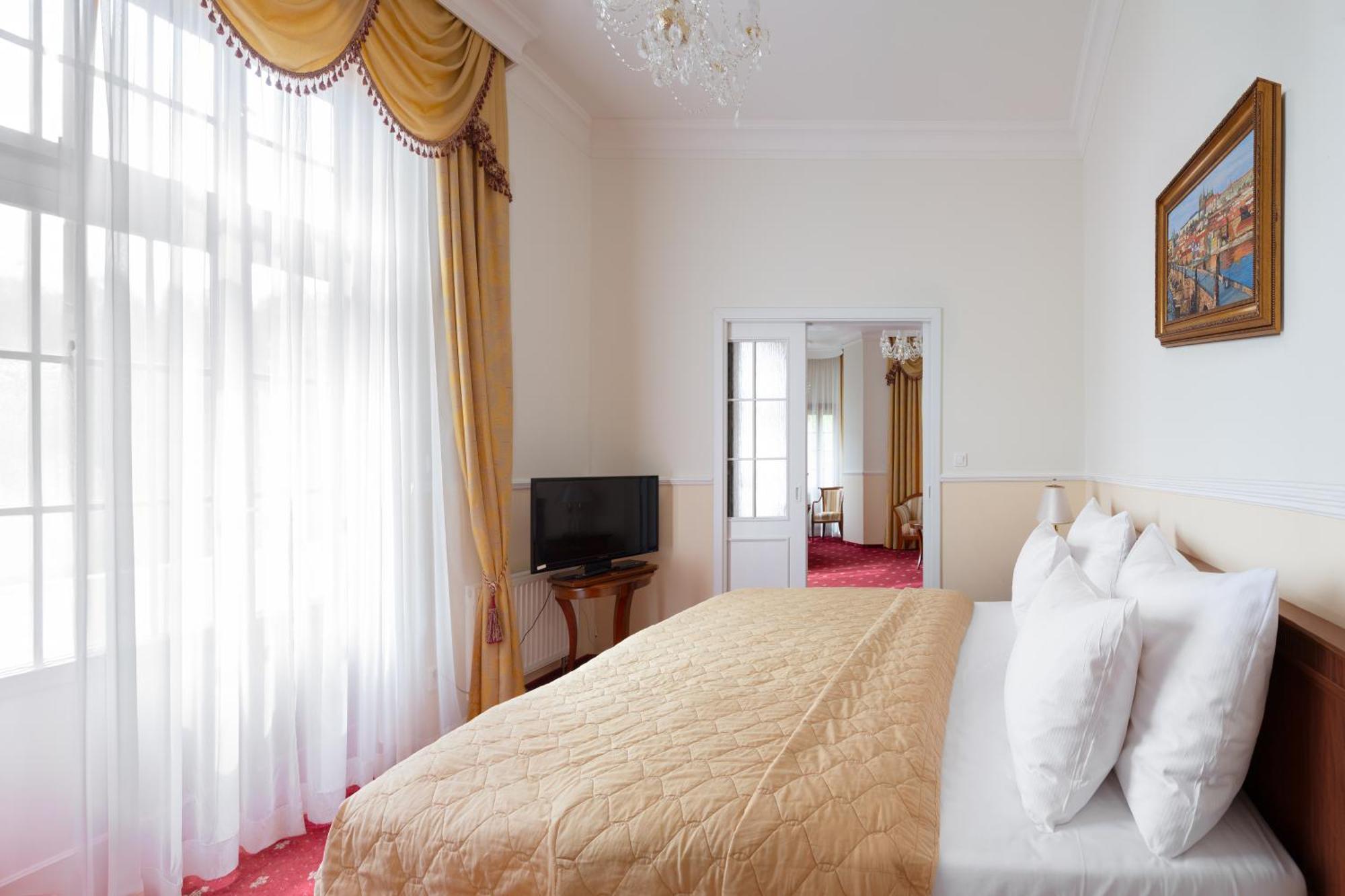 Spa Hotel Villa Ritter Karlovy Vary Exterior foto